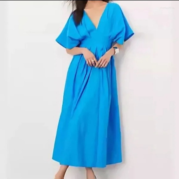 Elegant Blue Maxi Dress NEW - Picture 1 of 12